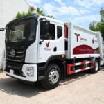 Entrega Lalo Gattás nueva unidad de recolección de basura y anuncia adquisición de dos más.